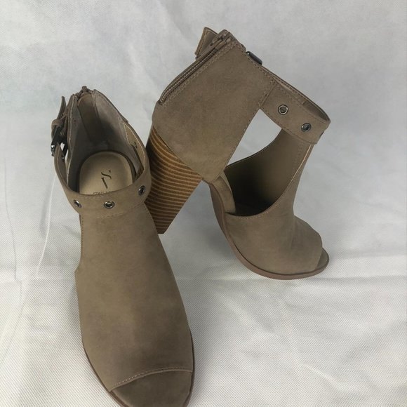 Tan Women Simply Vera Wang Open Toe Ankle Strap H - Picture 2 of 9